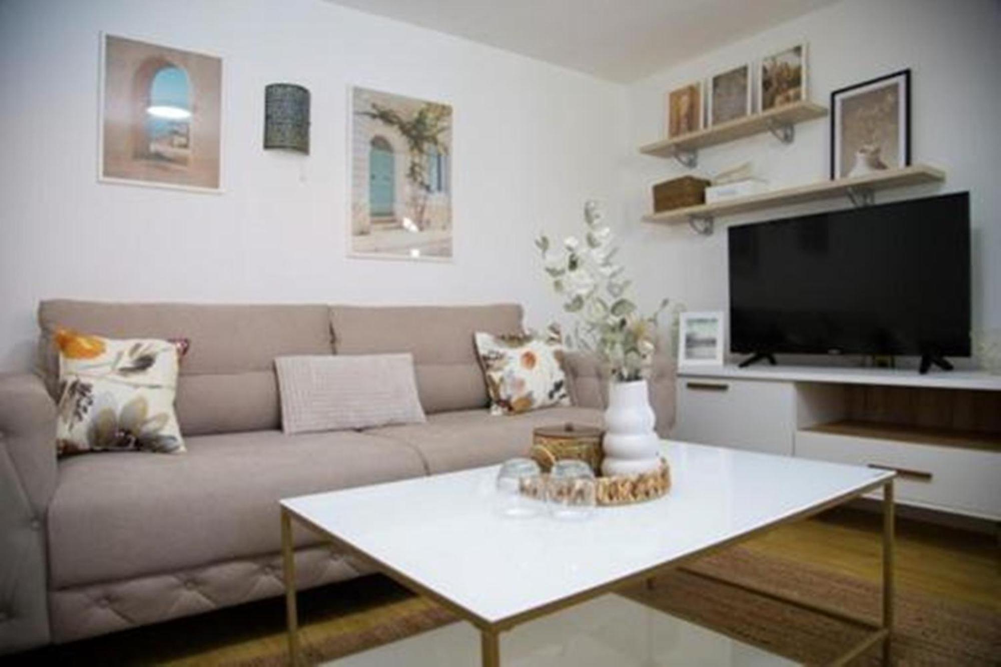 Summer House With Heated Swimming Pool Mostar Ngoại thất bức ảnh